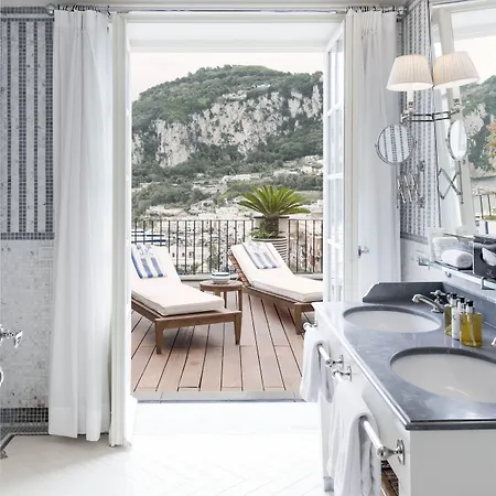 J.k. Place 5* Κάπρι