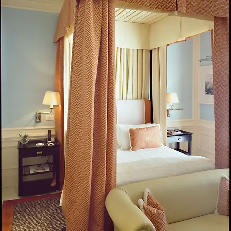 Ξενοδοχείο J.k. Place 5*