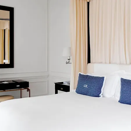 J.k. Place Ξενοδοχείο 5*