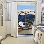 J.k. Place 5* Capri