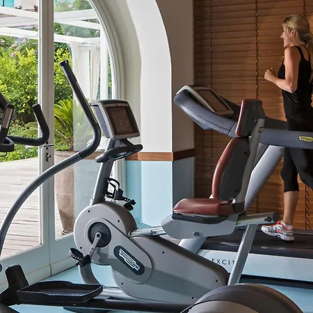 فندق جيه كيه بليس 5*