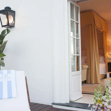 فندق جيه كيه بليس 5*