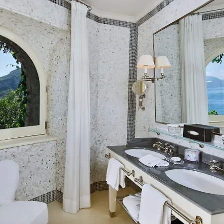 J.k. Place 5* Capri