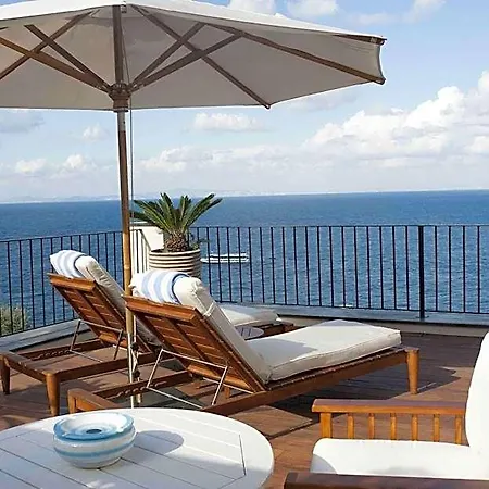 J.k. Place Hotel 5*