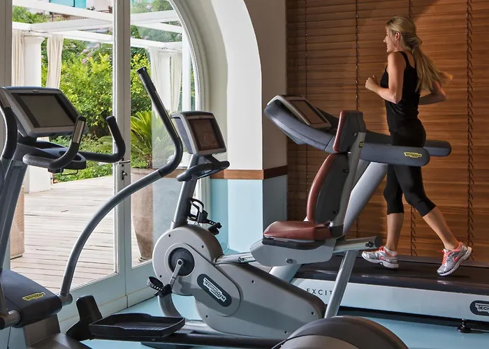 فندق جيه كيه بليس 5*