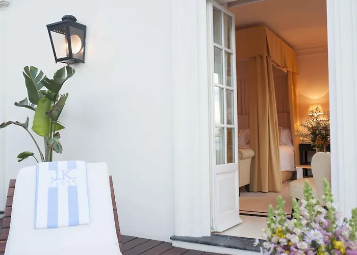 فندق جيه كيه بليس 5*