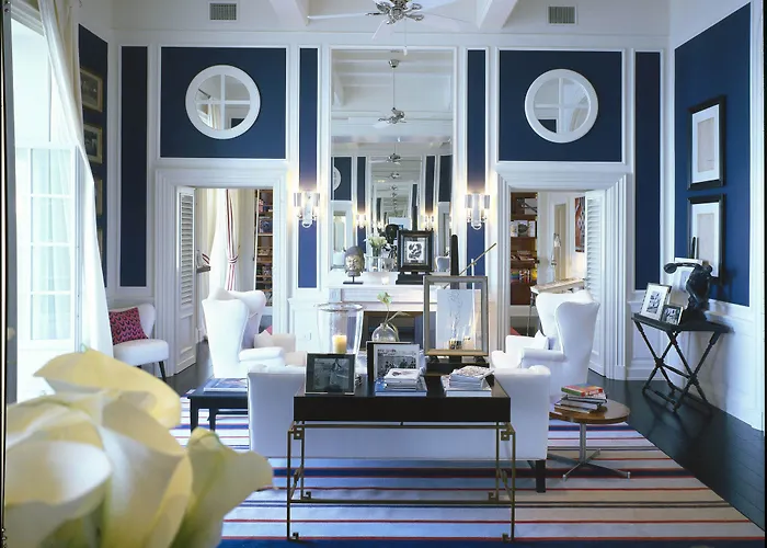 فندق جيه كيه بليس