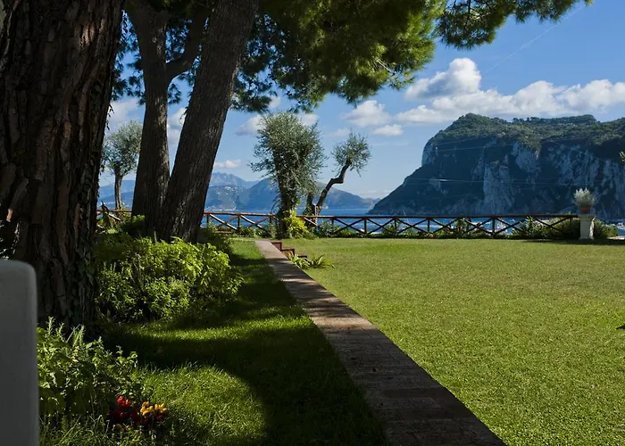 جيه كيه بليس