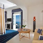 فندق جيه كيه بليس 5*